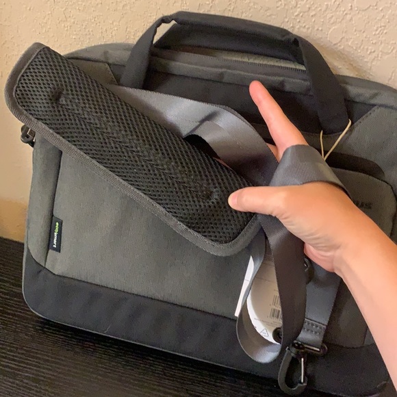 Targus Laptop bag - Picture 8 of 10